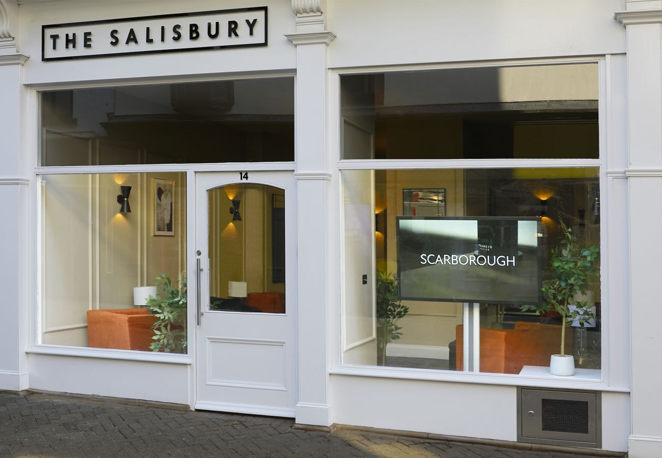 Apartment in Scarborough - The Salisbury Luxury Deluxe 1 Bedroom Apartment with late check out & early check in