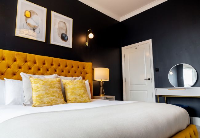 Apartment in Scarborough - The Salisbury  Deluxe 2 Bedroom Apartment with late check out & early check in Apartment in Scarborough - The Salisbury  Deluxe 2 Bedroom Apartment with late check out & early check in