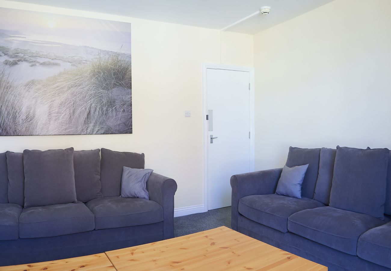 Apartment in Scarborough - Newborough - Sea Views, 3 Bedroom, large town centre apartment