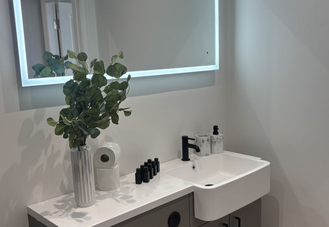 Apartment in Scarborough - The Westborough - 2 bed classic apartment 