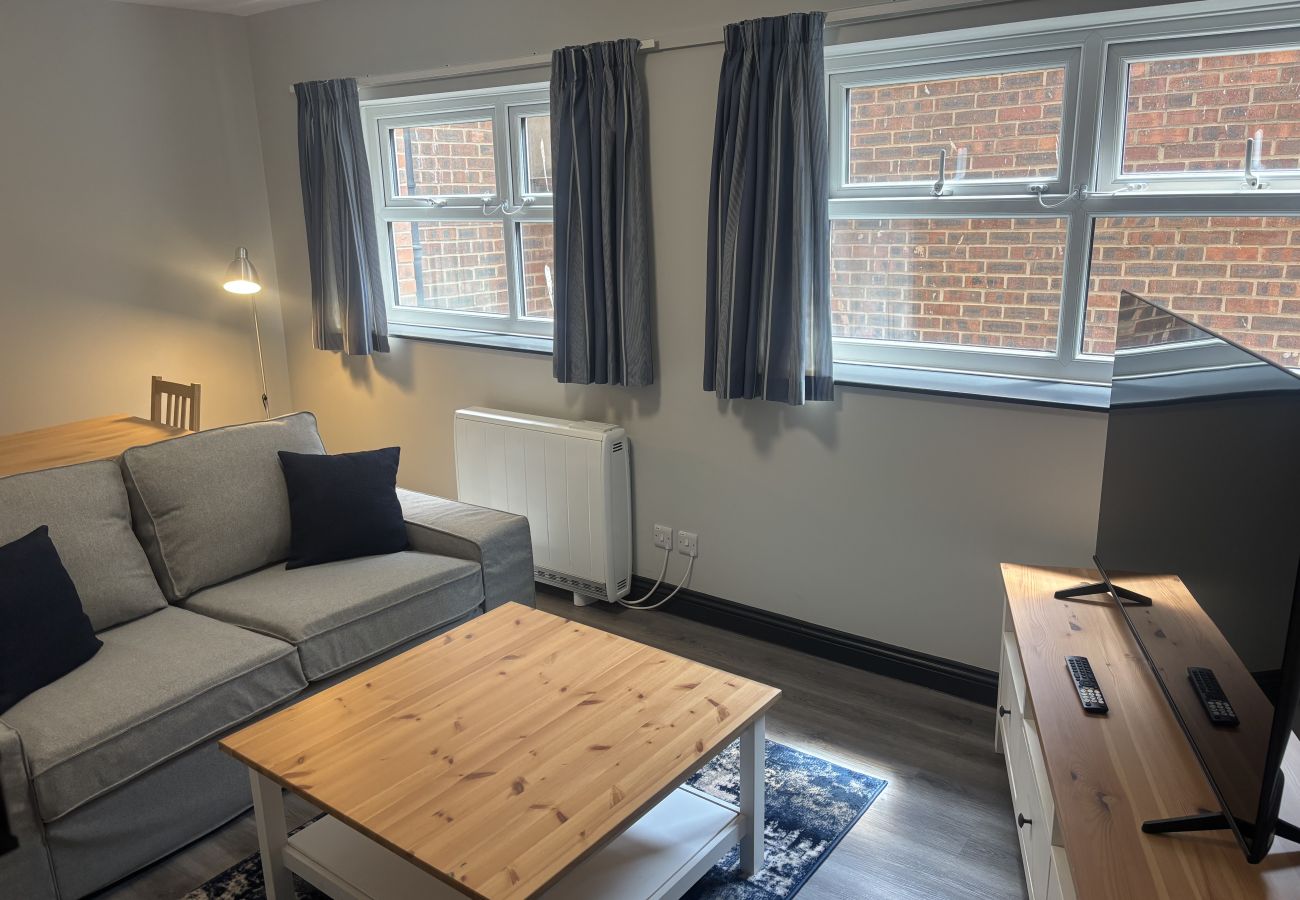 Apartment in Scarborough - Newborough 1 bedroom town centre apartment 